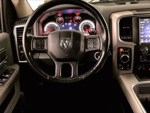 Used 2017 RAM 1500 Big Horn image 6