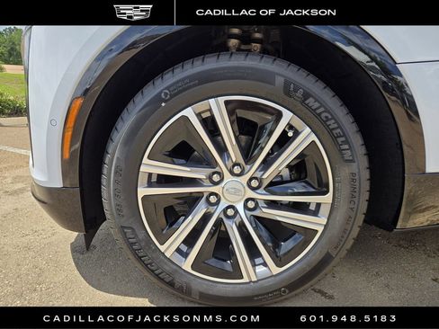 New 2026 Cadillac Lyriq Luxury RWD image 20