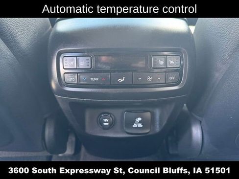 Used 2023 Hyundai Palisade Limited AWD/4WD image 20