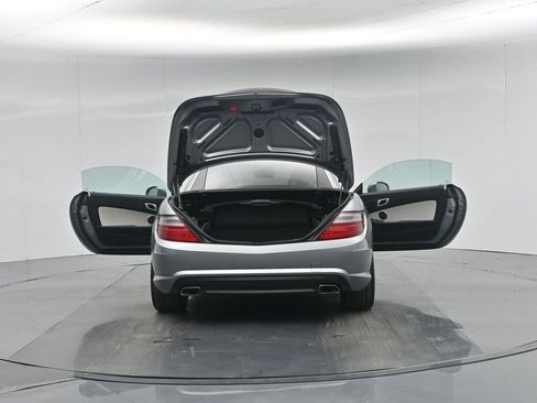 Used 2015 Mercedes-Benz SLK 250 image 28