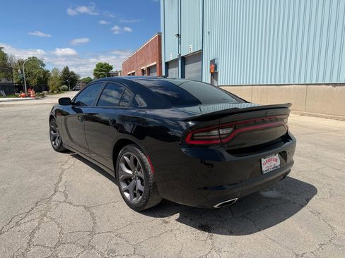 Used 2020 Dodge Charger SXT w/ Blacktop Package RWD image 9
