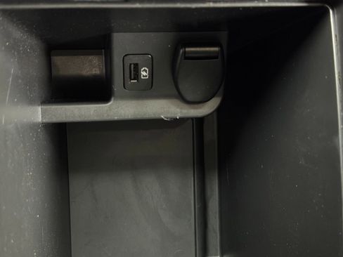 Used 2022 Nissan Rogue Sport SV image 29