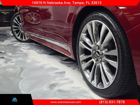 Used 2017 Lincoln Continental Reserve w/ Technology Package FWD image 5