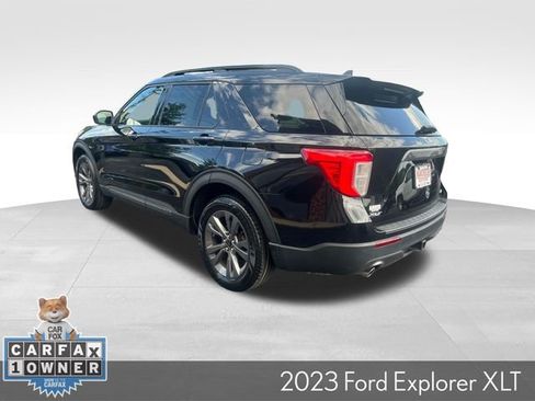Used 2023 Ford Explorer XLT w/ Equipment Group 202A AWD/4WD image 6