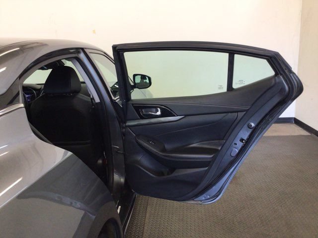 Used 2023 Nissan Maxima SV w/ Floor Mat Group FWD image 7