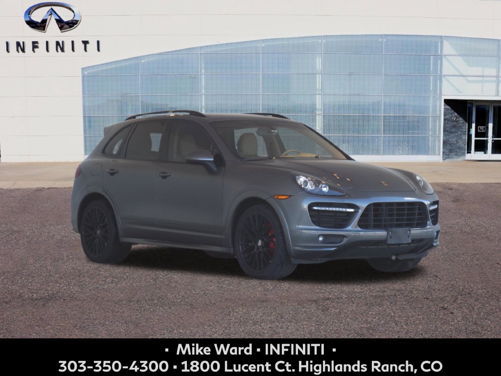 Used 2014 Porsche Cayenne GTS AWD/4WD image 9