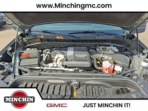 Used 2023 Chevrolet Silverado 1500 RST AWD/4WD image 31