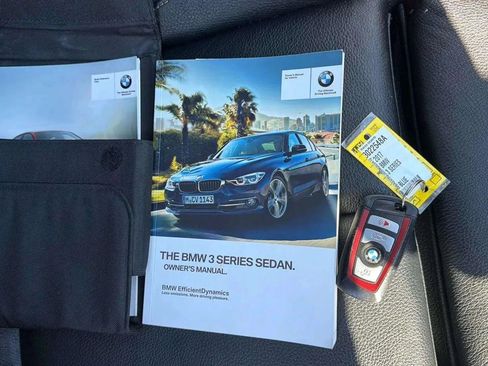 Used 2017 BMW 330i xDrive Sedan image 34