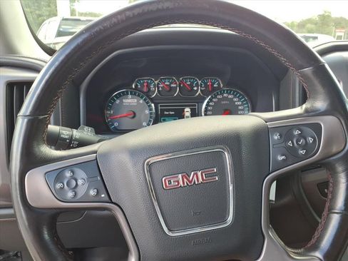 Used 2018 GMC Sierra 1500 SLT w/ All Terrain Package image 28