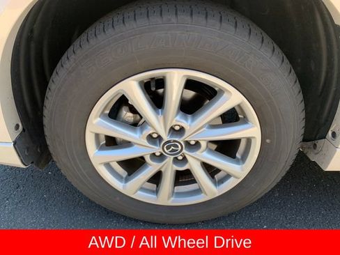 Used 2025 MAZDA CX-5 AWD 2.5 S w/ Preferred Package image 10