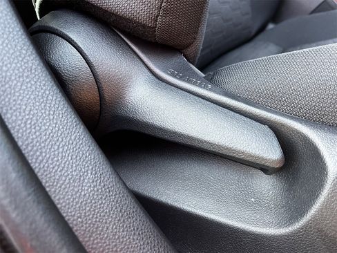 Used 2023 Toyota Corolla SE image 25