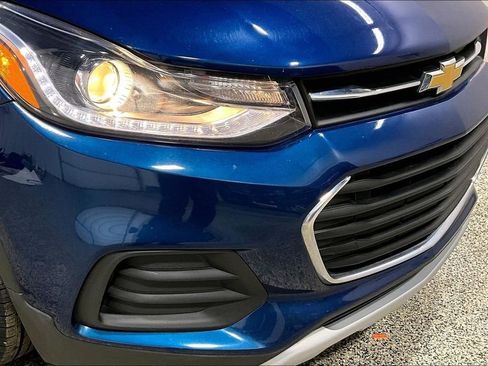 Used 2019 Chevrolet Trax LT w/ Driver Confidence Package image 31