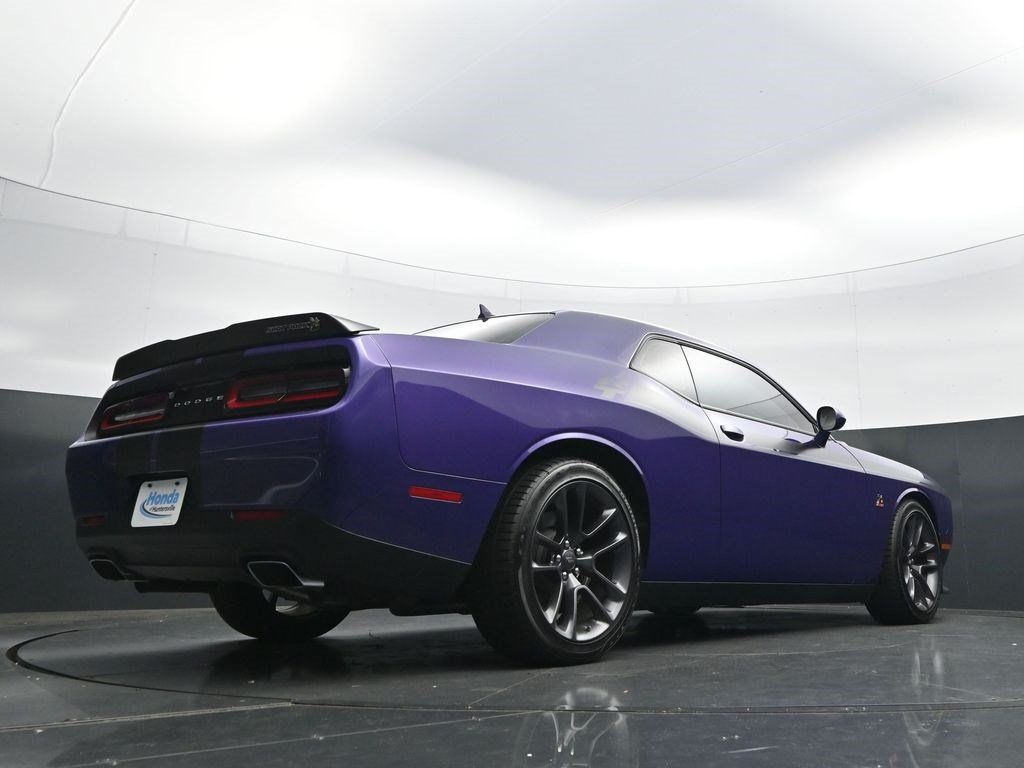 Used 2023 Dodge Challenger R/T Scat Pack RWD image 39