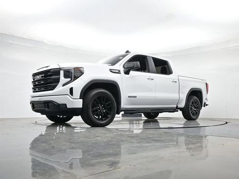 Used 2024 GMC Sierra 1500 Elevation AWD/4WD image 34