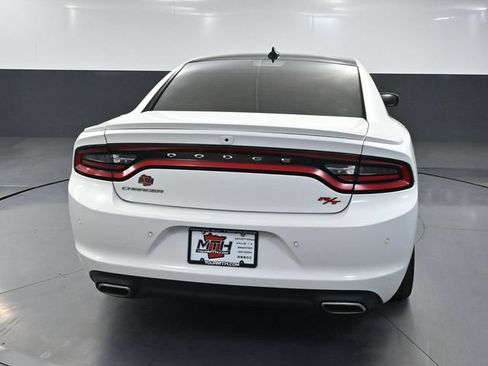 Used 2016 Dodge Charger R/T RWD image 7