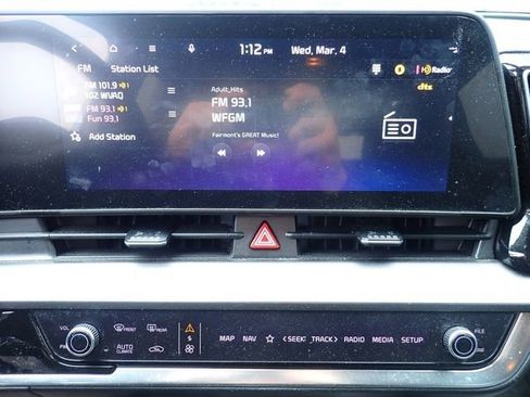 Certified 2023 Kia Sportage EX image 14