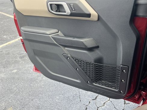 New 2026 Ford Bronco Big Bend w/ Black Diamond Package image 15