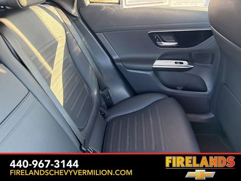 Used 2023 Mercedes-Benz GLC 300 4MATIC image 39