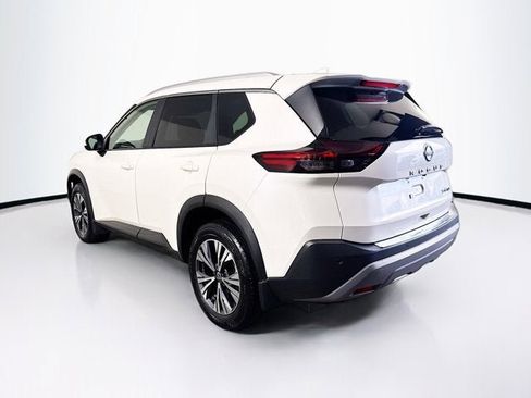 Used 2023 Nissan Rogue SV w/ SV Premium B Package image 7