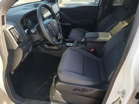 New 2026 Nissan Frontier SV w/ Tow Package image 9