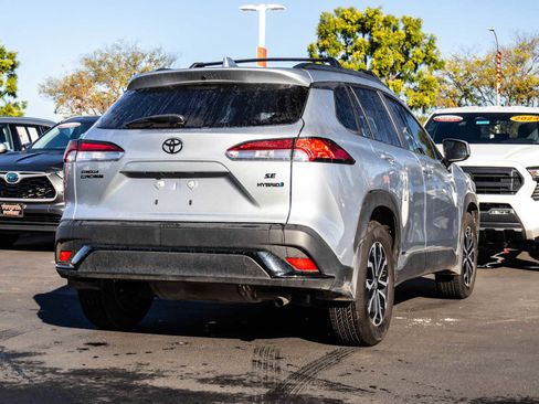 Certified 2024 Toyota Corolla Cross SE image 6