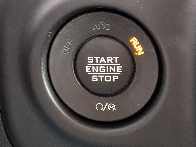 Used 2021 Jeep Wrangler Unlimited Sahara AWD/4WD image 23