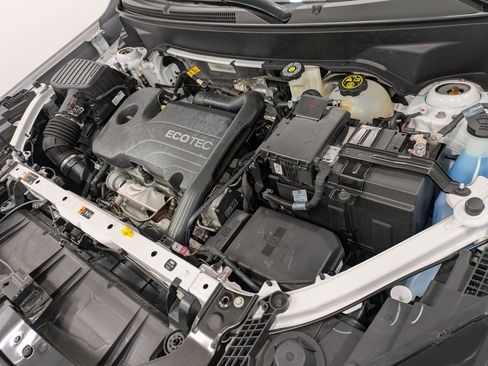 Used 2022 GMC Terrain AT4 w/ LPO, Floor Liner Package image 30