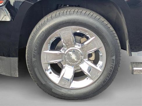 Used 2016 Chevrolet Tahoe LT w/ LT Signature Package image 26