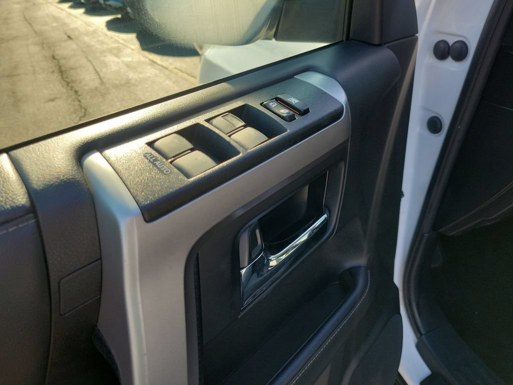 Used 2024 Toyota 4Runner SR5 RWD image 24