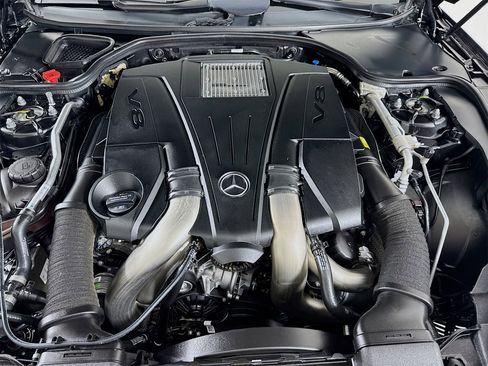Used 2020 Mercedes-Benz SL 550 image 30