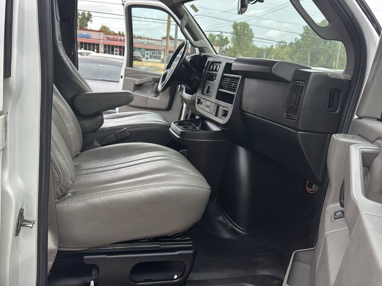 Used 2023 Chevrolet Express 2500 w/ Driver Convenience Package RWD image 19