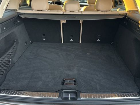 Used 2022 Mercedes-Benz GLC 300 4MATIC image 12