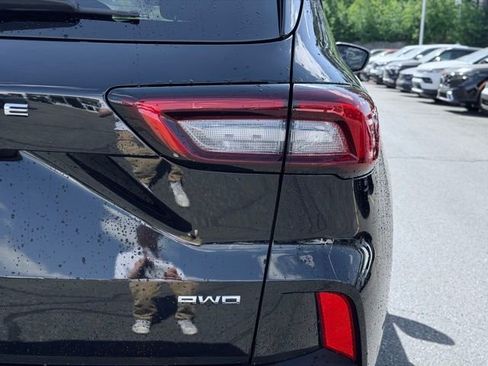 Used 2025 Ford Escape ST-Line AWD/4WD image 9