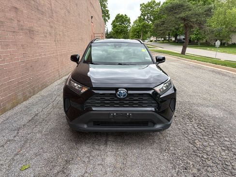 Used 2022 Toyota RAV4 LE AWD/4WD image 8