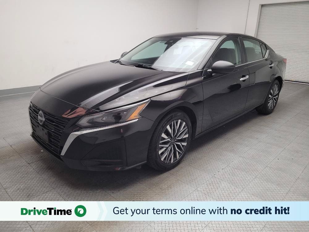 Used 2025 Nissan Altima 2.5 SV FWD image 1