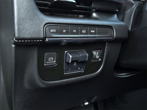 Used 2023 Cadillac Escalade Sport image 23