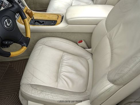 Used 2005 Lexus SC 430 Convertible RWD image 52