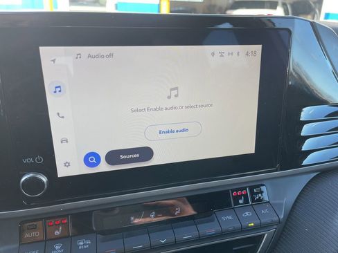 Used 2026 Toyota Camry SE w/ Convenience Package FWD image 16