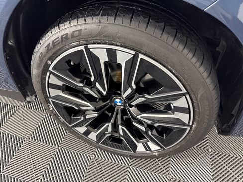 Used 2025 BMW X3 xDrive30i w/ Premium Package image 28