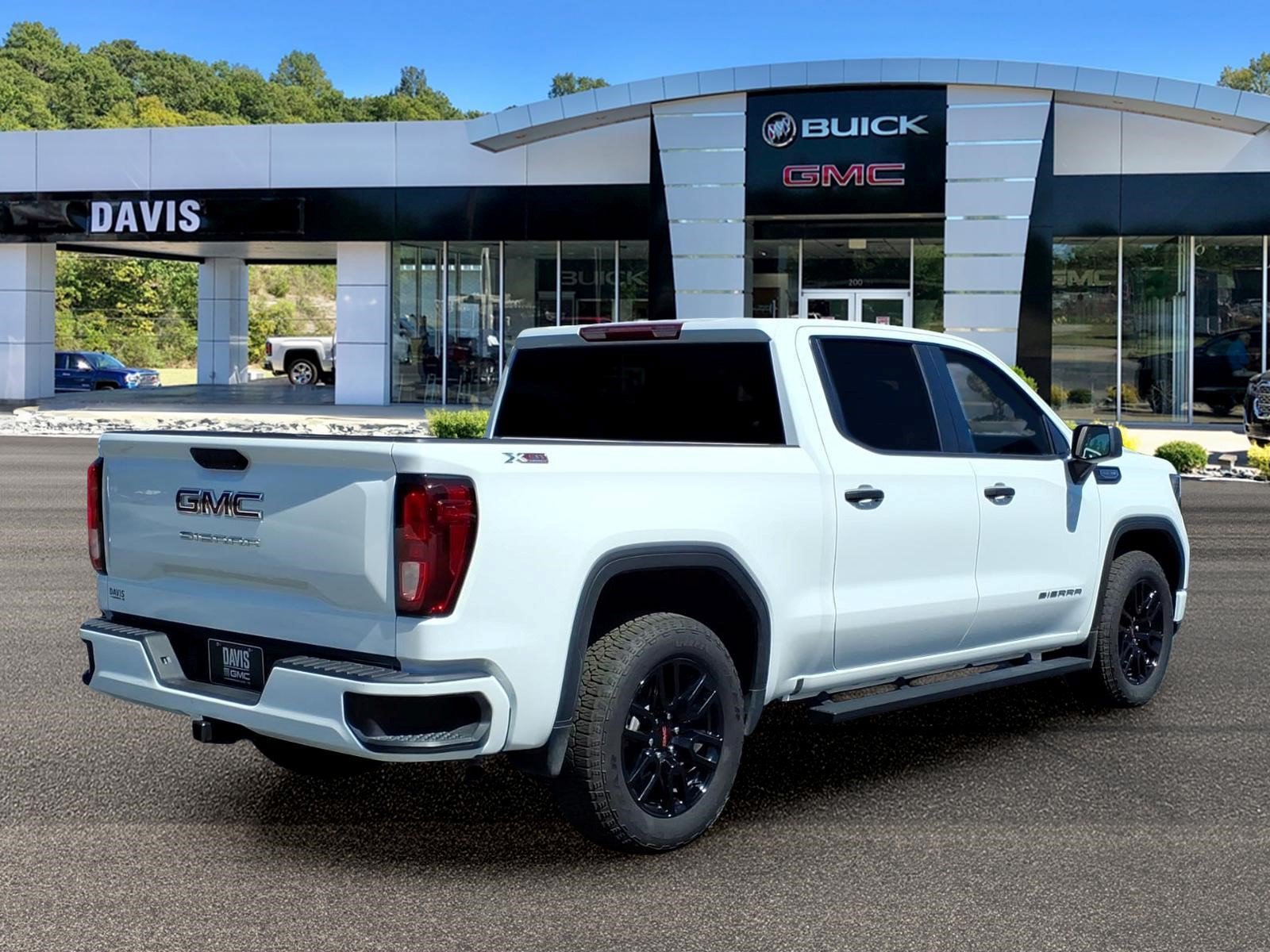 Used 2026 GMC Sierra 1500 Pro w/ Graphite Edition AWD/4WD image 6