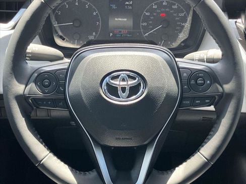 Certified 2025 Toyota Corolla SE w/ Convenience Package FWD image 18