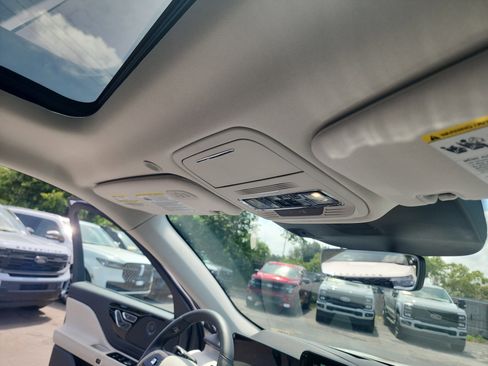 New 2026 Lincoln Aviator Reserve AWD/4WD image 32