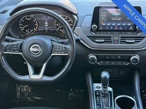 Used 2024 Nissan Altima 2.5 SR FWD image 15