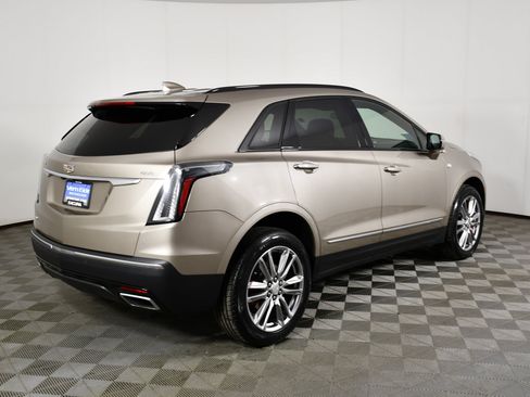Used 2023 Cadillac XT5 Sportv AWD/4WD image 6