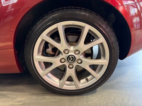 Used 2015 MAZDA MX-5 Miata Grand Touring RWD image 19
