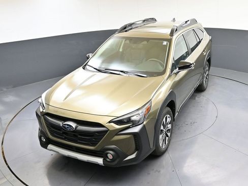 Certified 2025 Subaru Outback Limited image 40