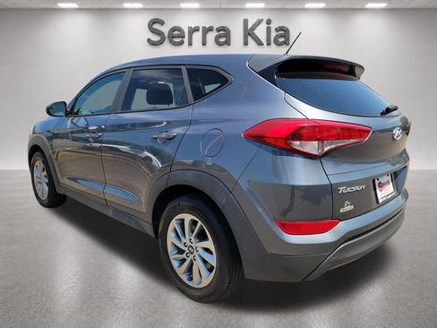Used 2018 Hyundai Tucson SE FWD image 3