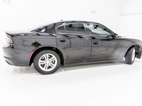 Used 2021 Dodge Charger SXT w/ Leather Interior Group RWD image 7