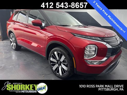 New 2025 Mitsubishi Outlander SE image 1