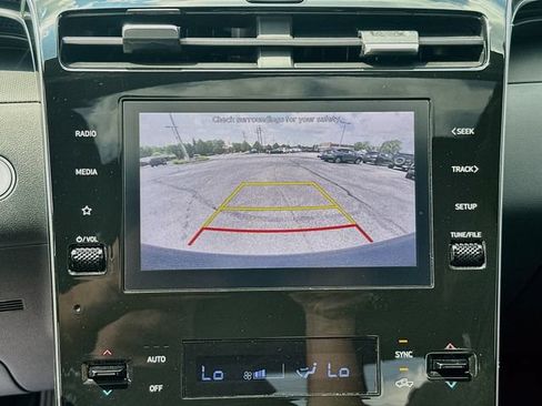 Used 2022 Hyundai Santa Cruz SEL Premium AWD/4WD image 14